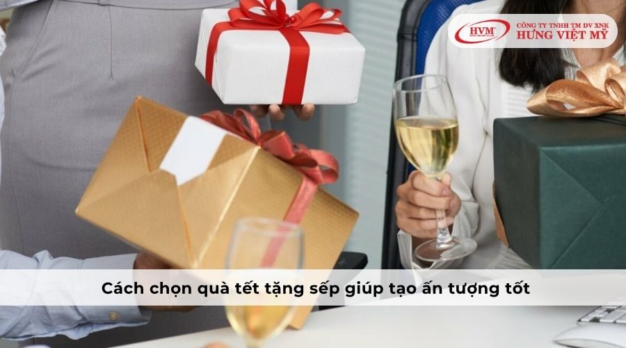 Cách chọn quà Tết tặng sếp