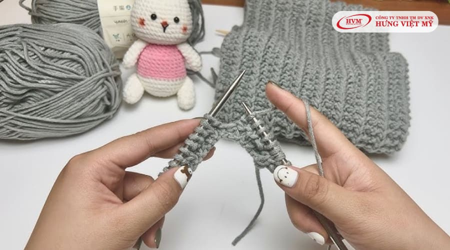 Khăn len là món quà handmade ý nghĩa, thiết thực cho mùa noel