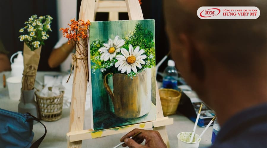 Tranh vẽ tay đầy ý nghĩa tặng bạn gái