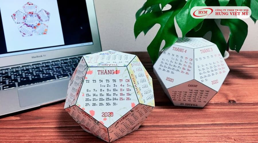 Mẫu lịch để bàn hình lục giác