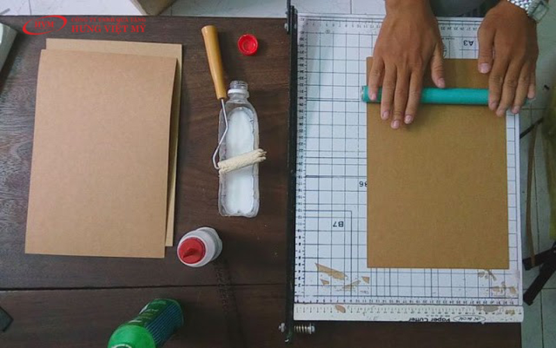 Làm bìa cho sổ tay lò xo handmade