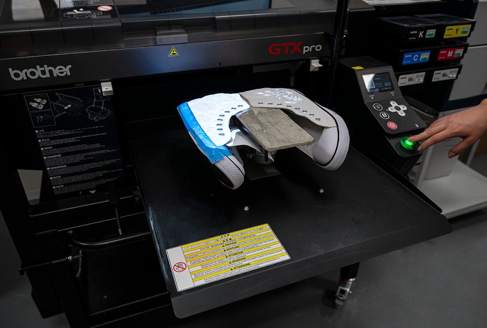 Công nghệ in kỹ thuật số in DTG lên giày