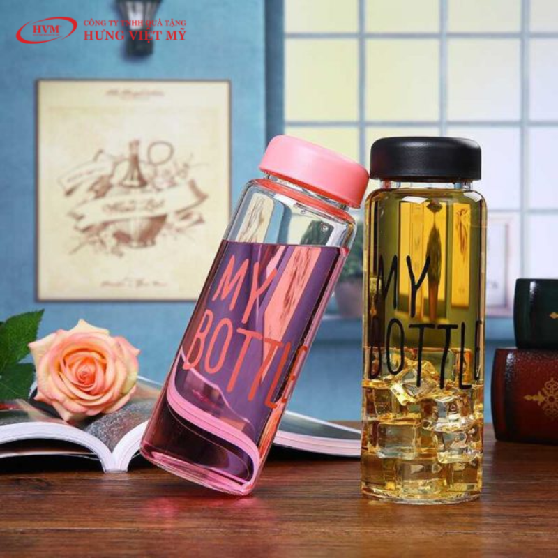 B&igrave;nh thủy tinh nắp g&agrave;i in logo chắc chắn