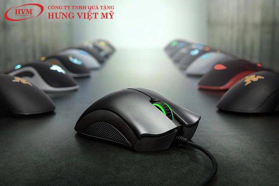 Chuột kh&ocirc;ng d&acirc;y qu&agrave; tặng thương hiệu Razer