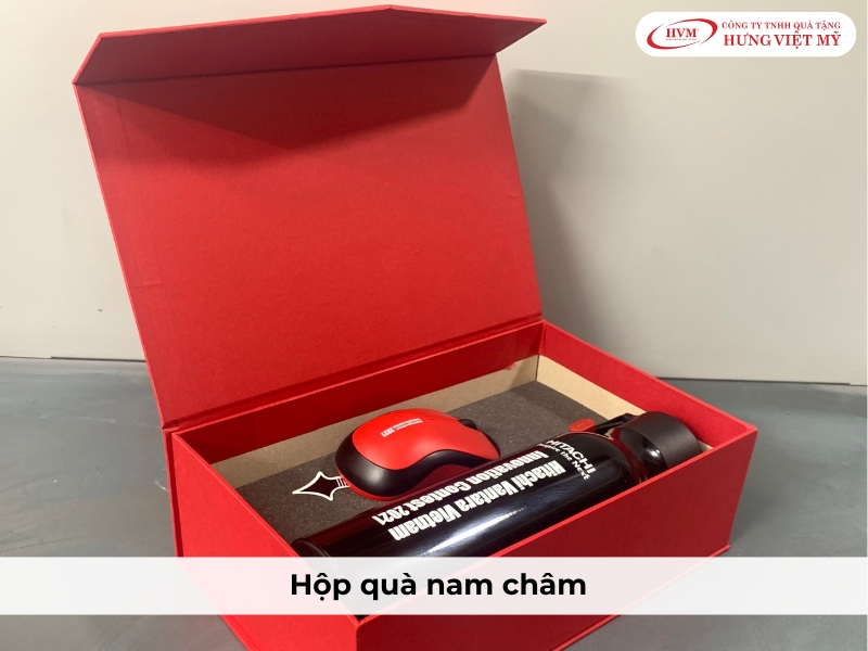 Hộp cứng nam châm nắp lật sang trọng, chuyên đựng set quà tặng công nghệ cao cấp