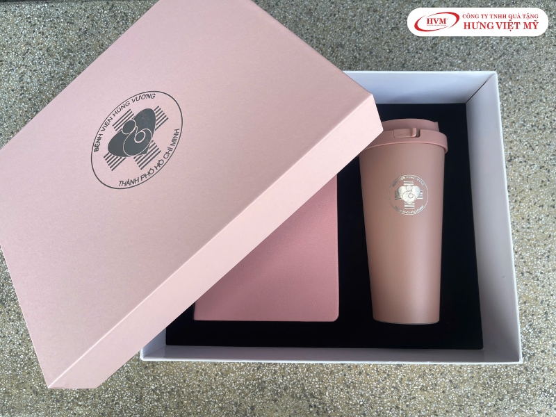 Mẫu in hộp cứng theo yêu cầu cho bệnh viện tại Hưng Việt Mỹ