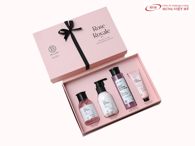 Hộp giấy đựng mỹ phẩm được tinh chỉnh kích thước đến từng milimet, giúp nâng tầm đẳng cấp thương hiệu.