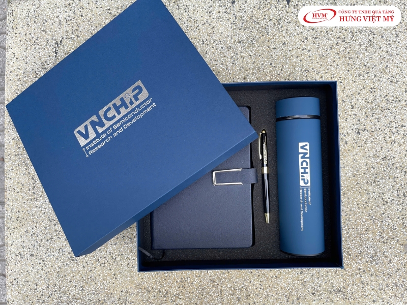 Doanh nghiệp thường ưu tiên dùng hộp nắp đậy để đóng gói các bộ giftset quà tặng tri ân.