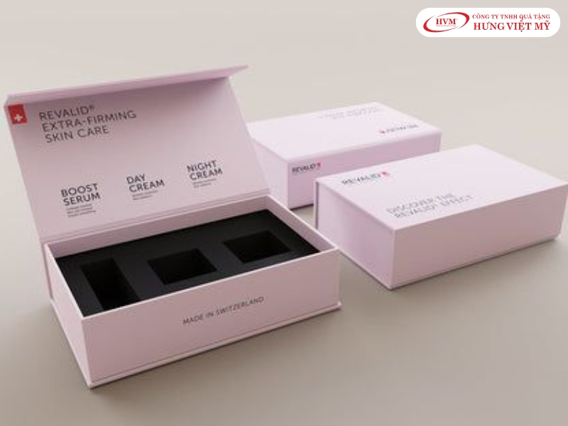 Mẫu hộp cứng đựng mỹ phẩm có khay định hình sản phẩm chống va đập