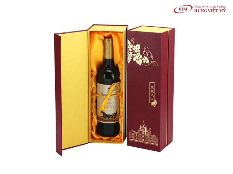 Mẫu in hộp giấy đựng rượu vang nắp nam châm ép kim logo sang trọng