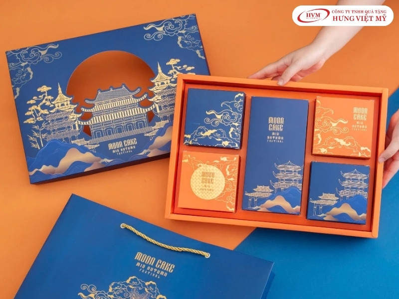 Vỏ hộp đựng bánh trung thu dạng âm dương gia công dập nổi họa tiết trăng rằm