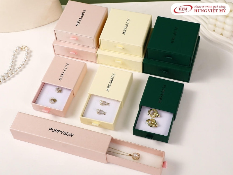 Mẫu hộp bao diêm gọn gàng cho dây chuyền và bông tai