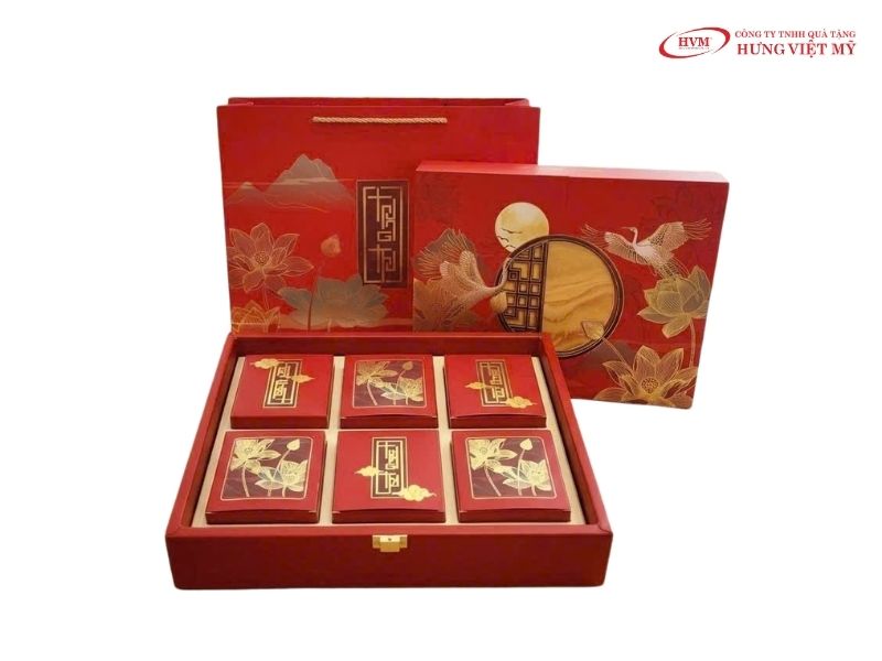 Xưởng Hưng Việt Mỹ sản xuất hộp giấy đựng bánh trung thu giá sỉ trực tiếp tận xưởng.