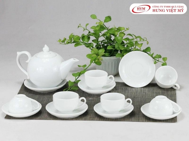 Bộ ly sứ viền mạ vàng in logo làm quà tặng đối tác, khách hàng