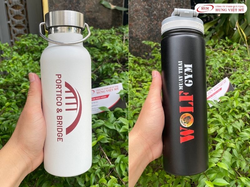 Bình giữ nhiệt in logo ruột inox 304 là món quà tặng Year End Party cho nhân viên vô cùng hữu ích.