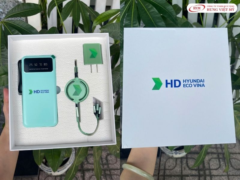 Thiết bị công nghệ nhỏ gọn với lớp vỏ in ấn sắc nét, là lựa chọn quà Tết hiện đại được giới trẻ đón nhận.
