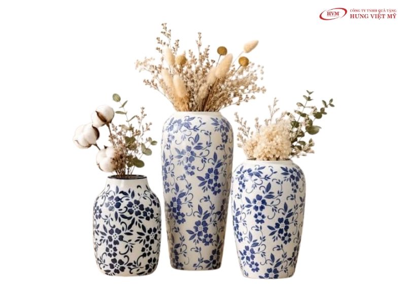 Lọ hoa gốm sứ cao cấp làm quà tặng ngành dược dịp khai trương phòng khám