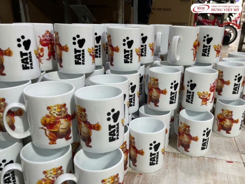 Ly sứ và cốc giữ nhiệt in logo làm quà tặng ngành dược phẩm