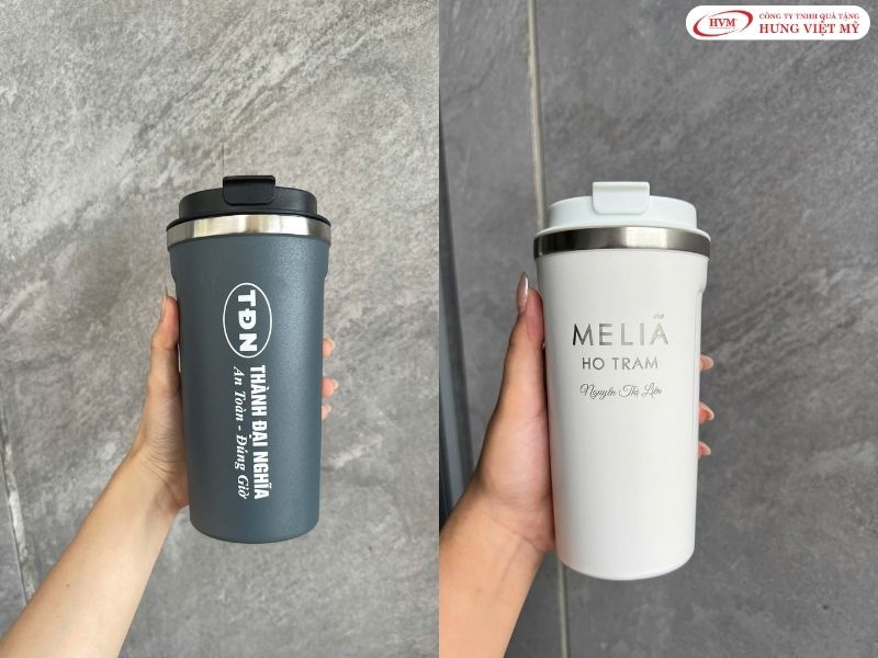 Ly giữ nhiệt in logo nắp kín, quà tặng du lịch in logo tiện mang cà phê trên xe.
